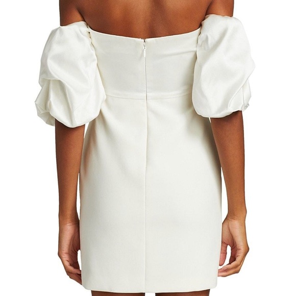 Lovers + Friends Dresses & Skirts - Lovers + friends white puff sleeve mini dress small